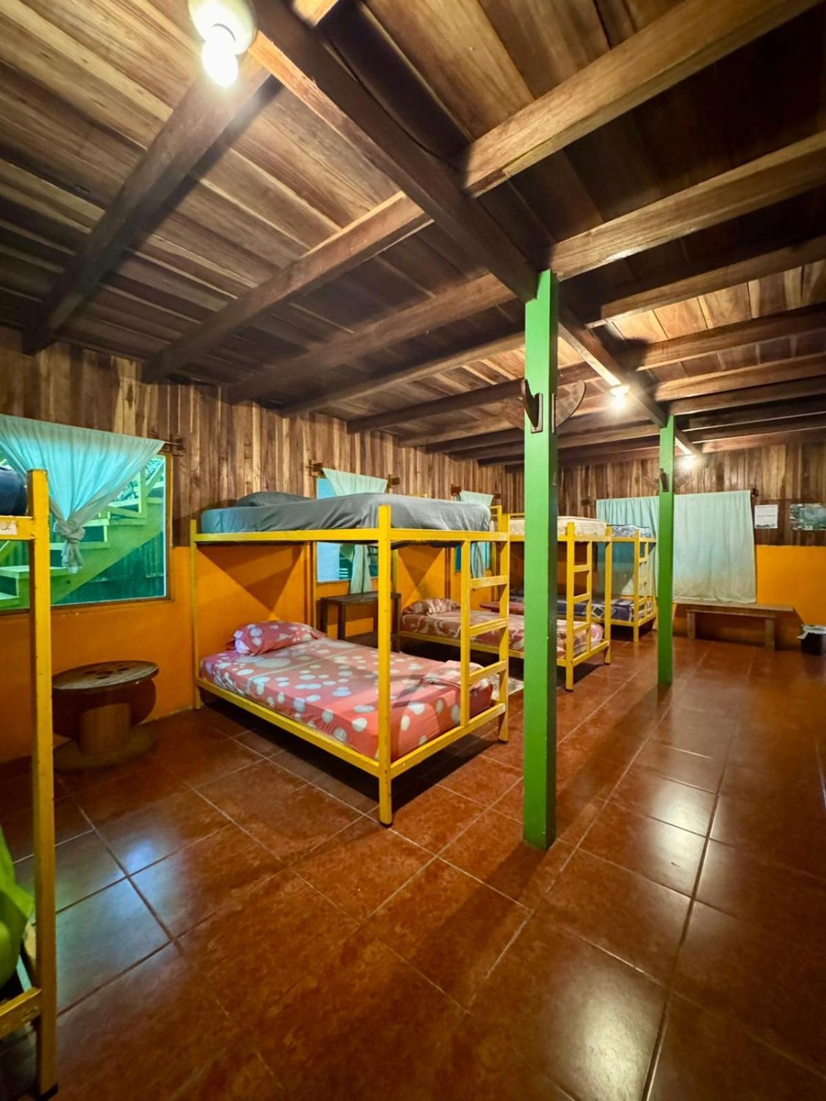 Madre Selva Hostel Puerto Viejo de Talamanca Esterno foto