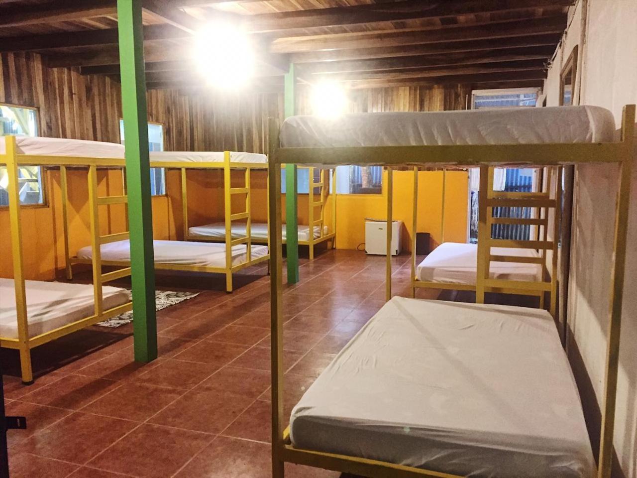 Madre Selva Hostel Puerto Viejo de Talamanca Esterno foto